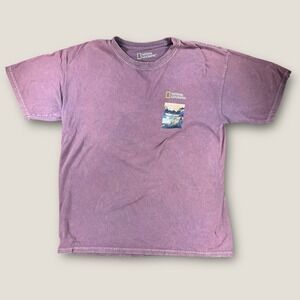 National Geographic Patagonia Chile Graphic T-Shirt Mens Large L Faded Purple